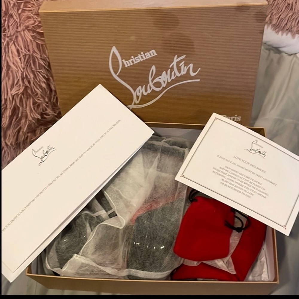 Christian Louboutin Altadama heels